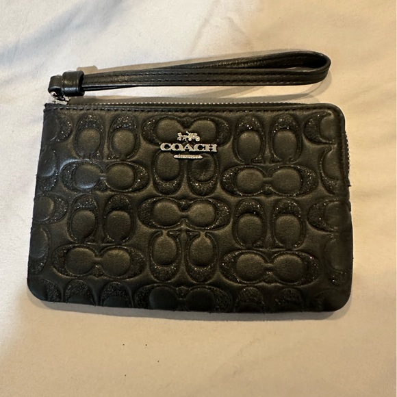 Coach corner zip wristlet with glitter signature - Picture 5 of 5